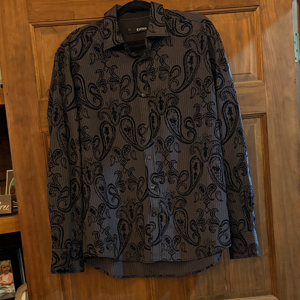Elegant Black Paisley Shirt Jacket
